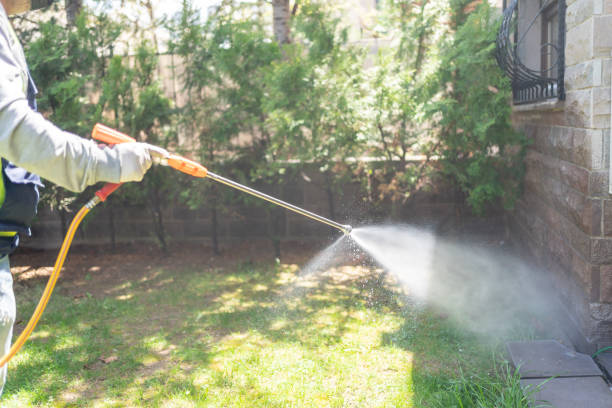 Best Commercial Pest Control Services  in Fiskdale, MA